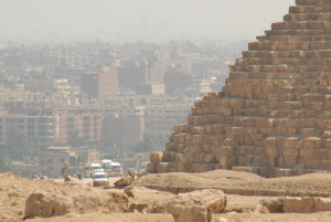 ギザのピラミッド群（エジプト）